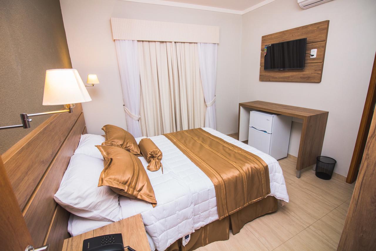 Hotel Don Tani Pedro Juan Caballero 外观 照片